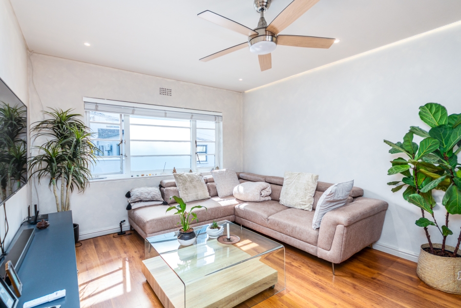 2 Bedroom Property for Sale in Green Point Western Cape